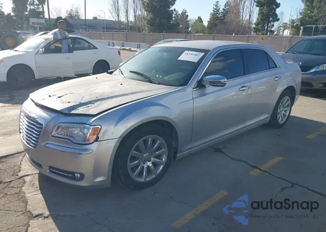 2012 Chrysler 300 Limited z USA, uszkodzony, nr VIN 2C3CCACG6CH251077